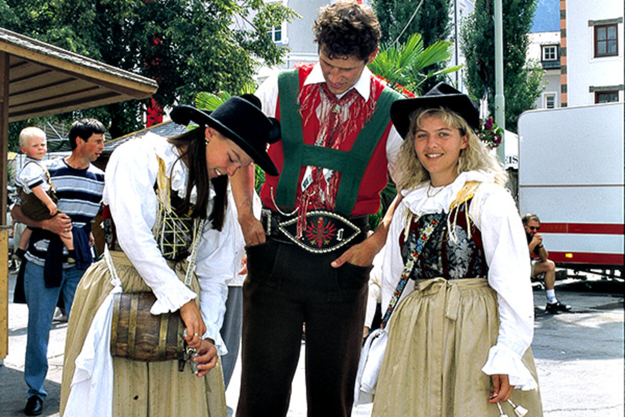 Marketenderinnen Marketenderinnen